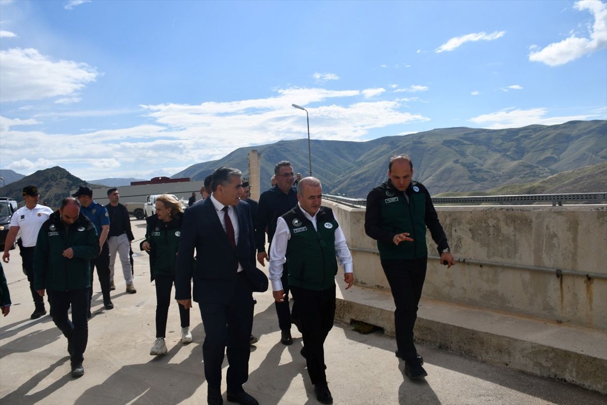 Vali Hatipoğlu Keban Barajı’nda İncelemelerde Bulundu