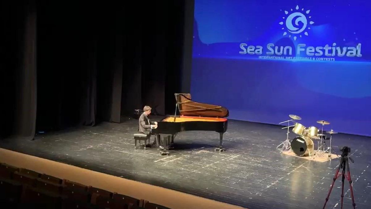 Ömer Gür, İspanya’da Birincilik Ödülü Kazandı
