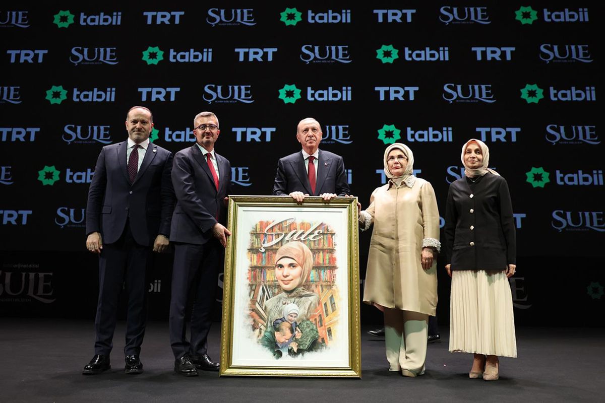 Emine Erdoğan’dan ‘Şule: Senin Hikayen’ dizisine övgü