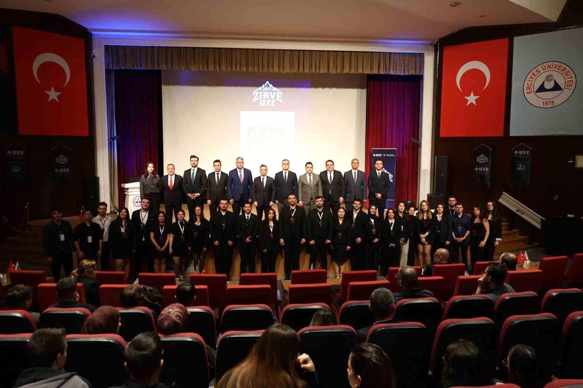 ERÜ’de “Zirve IEEE” düzenlendi