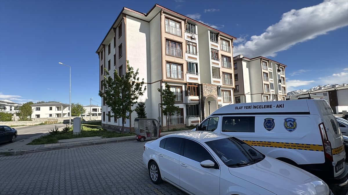 Erzincan’da Autizmli Çocuk Pencereden Düştü