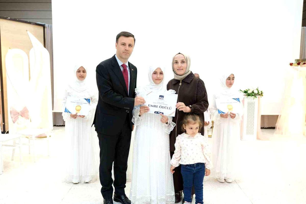 Erzincan’da Hadis Yarışması Düzenlendi