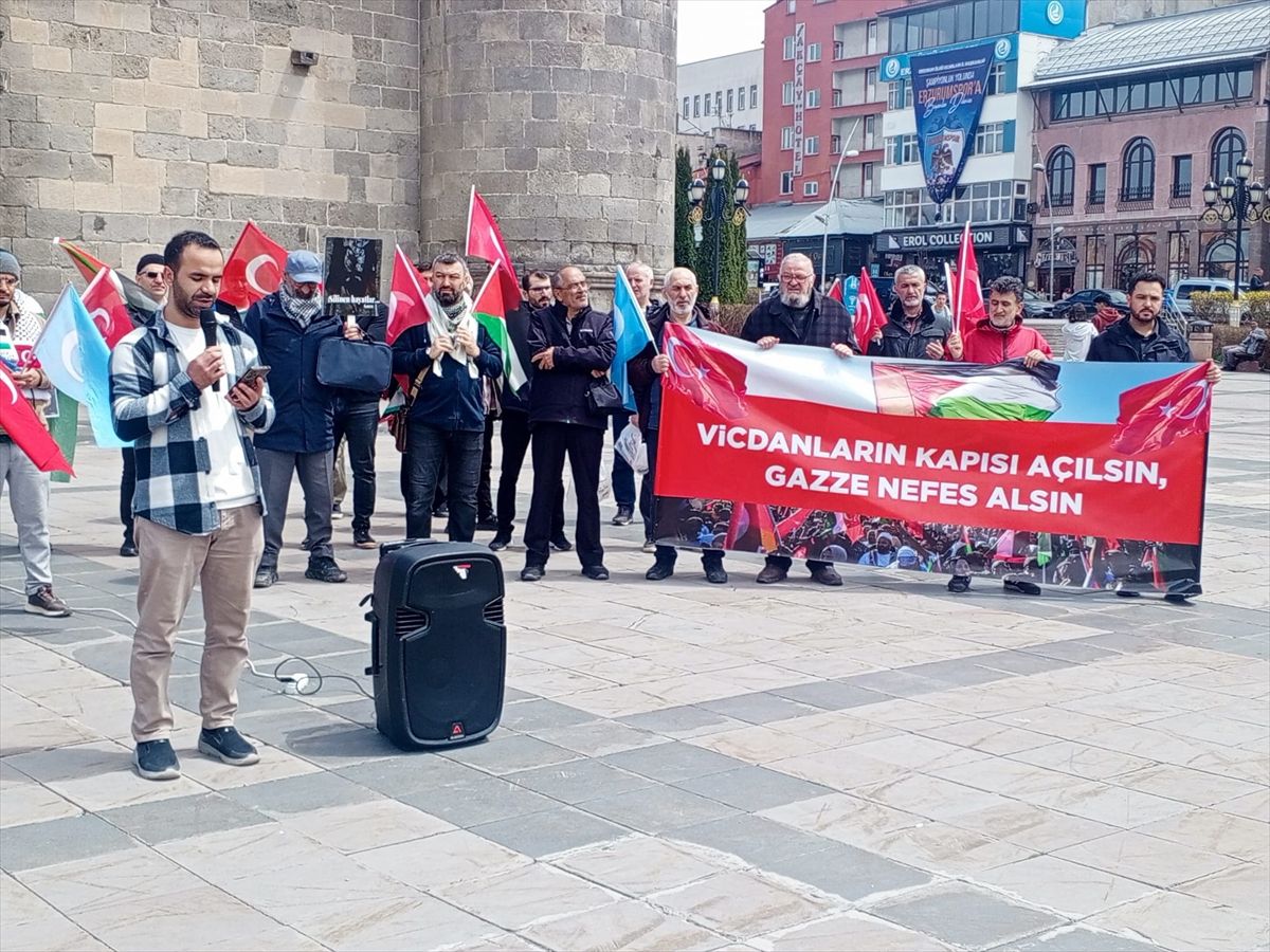 Sağlık Çalışanlarından Gazze’ye Destek Yürüyüşü