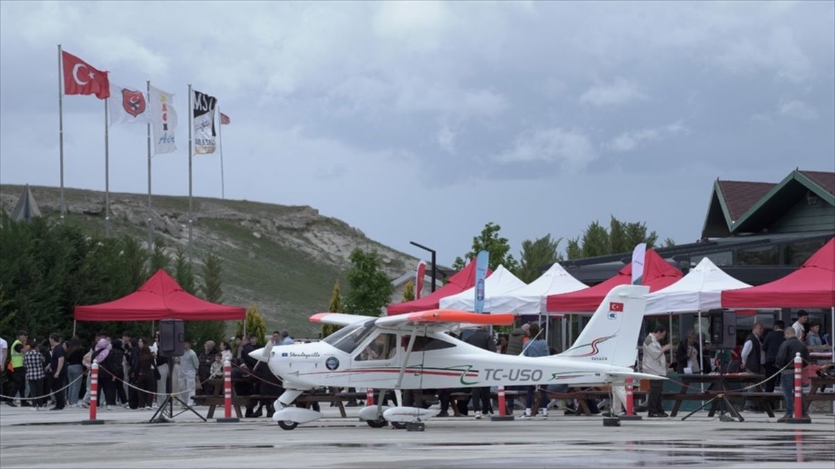 Uçan Gençlik Etkinliği Eskişehir’de Gerçekleşti