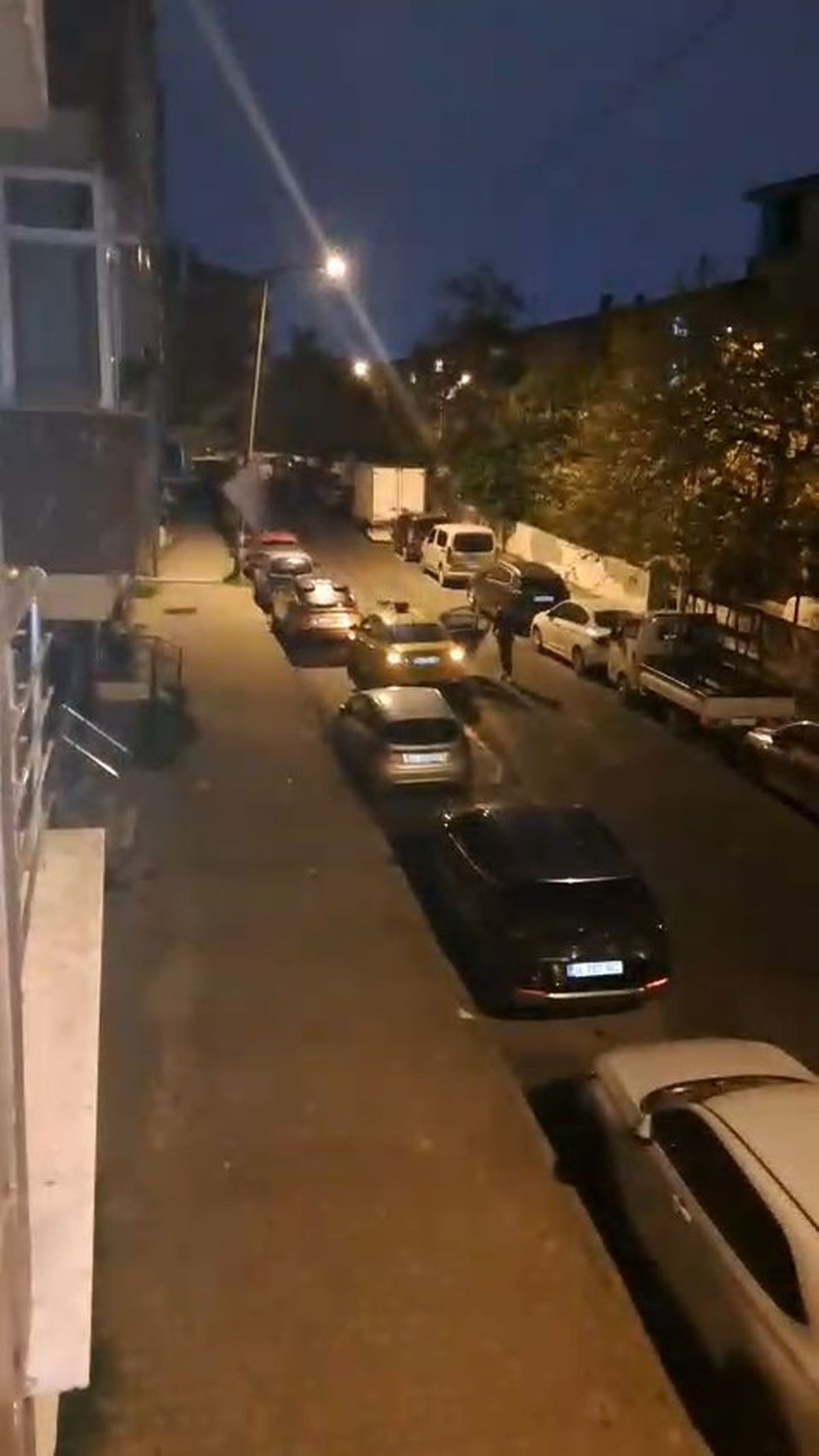 Eyüpsultan’de taksicinin boynuna ip geçirilerek gasbedildiği anlara ait yeni görüntüler ortaya çıktı