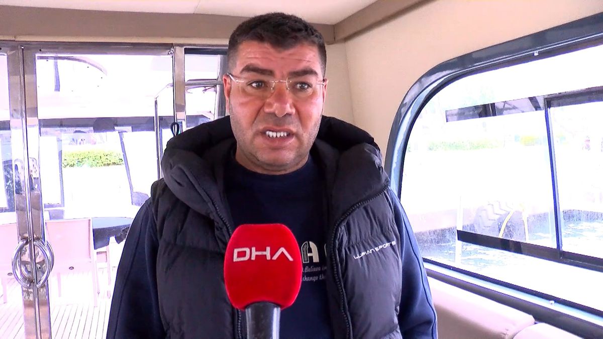 Fatih’te demirlenen teknelerde hırsızlık; uyurken şüpheliyi farkeden personel kamerada
