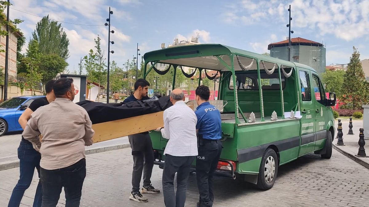 Topkapı’da Otelde Yangın: 1 Ölü
