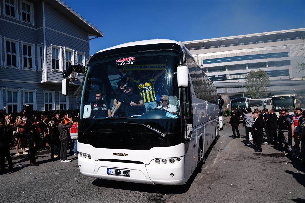 Fenerbahçe Taraftarları Maç İçin RAMS Park’a Hareket Etti