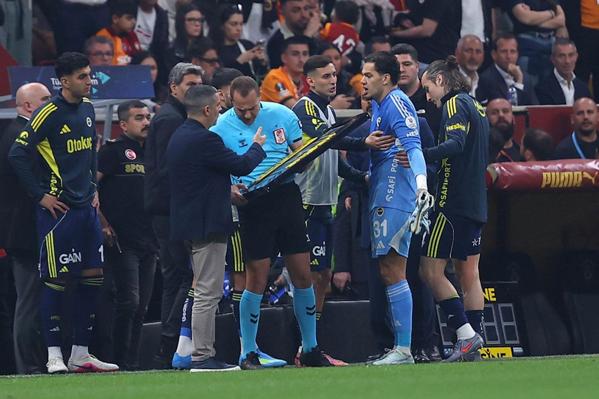 Fenerbahçe’ye süper kaleci! Ederson’u tarihe gömecek