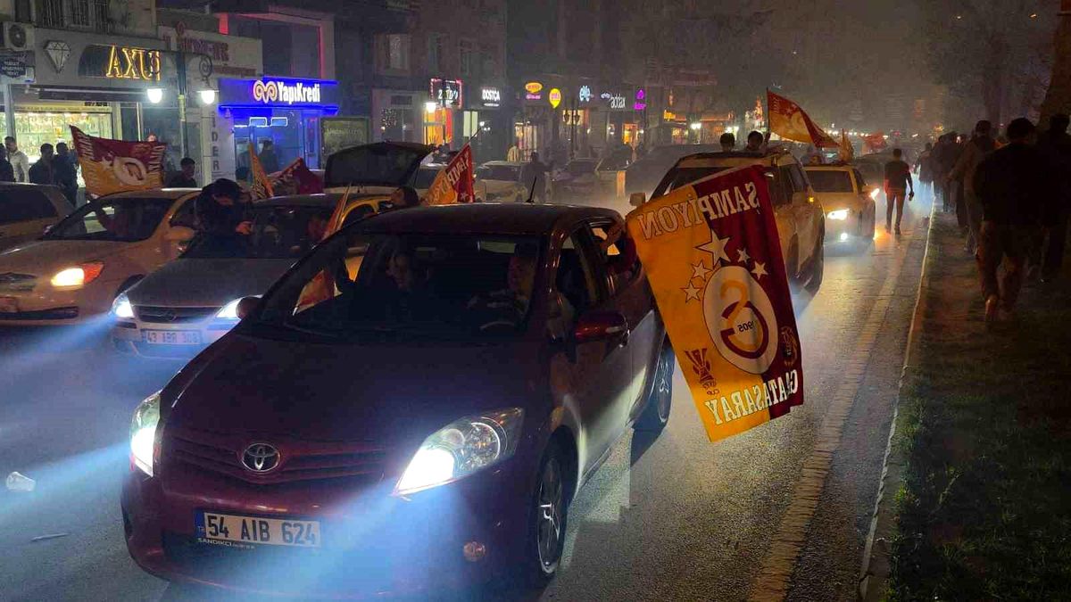 Galatasaray Kütahya’da Şampiyonluğu Coşkuyla Kutladı