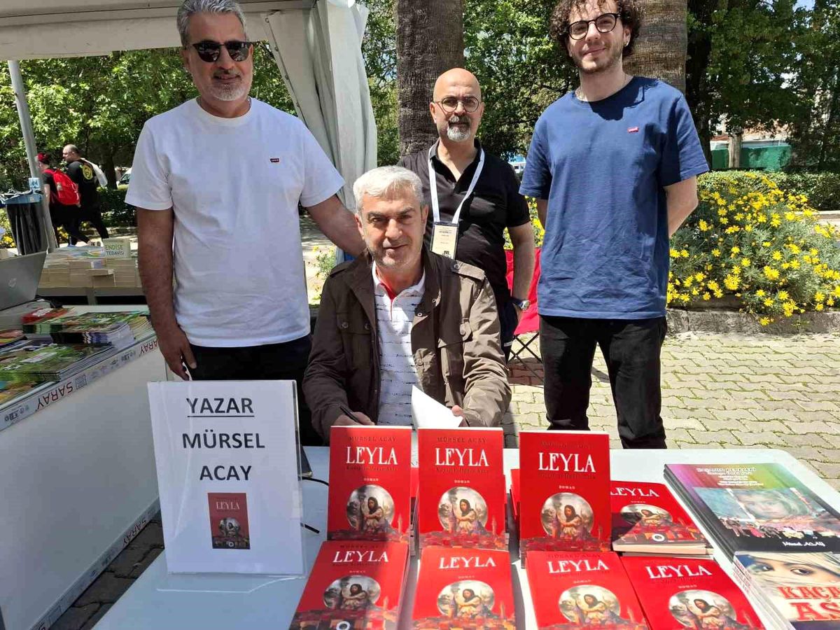 Mürsel Acay’ın Romanı İzmir Kitap Fuarı’nda İlgi Gördü