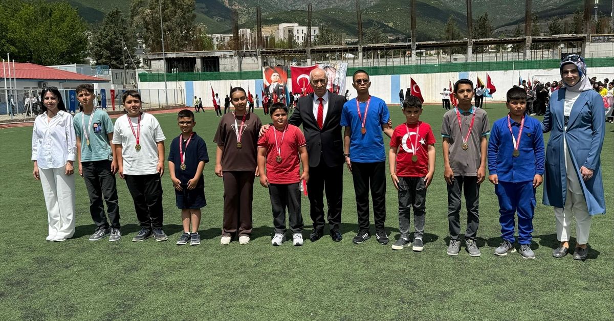 Gaziantep’in Araban, İslahiye ve Nurdağı ilçelerinde 19 Mayıs coşkusu