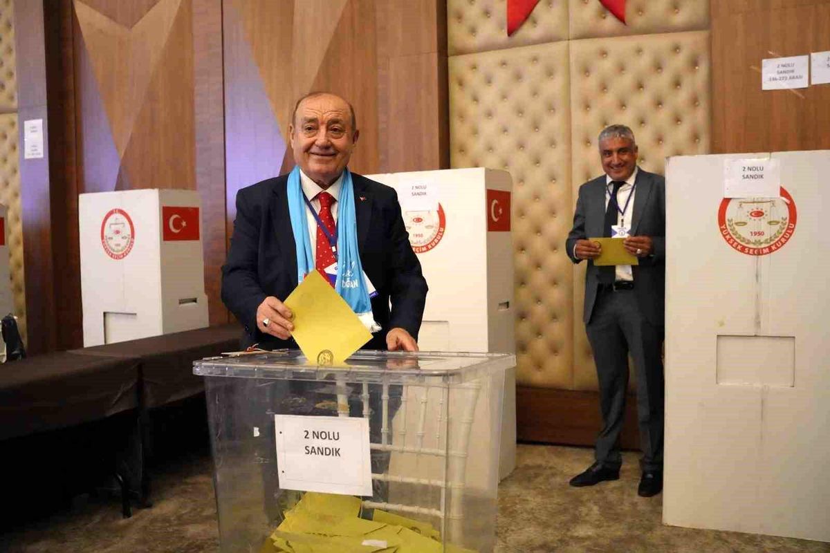 GESOB’da Yeni Başkan Ünal Akdoğan