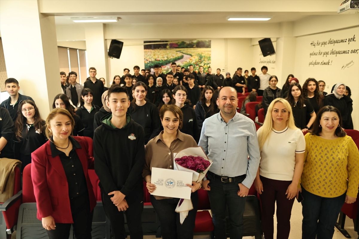 GİBTÜ’de Bilim Söyleşileri Yapıldı