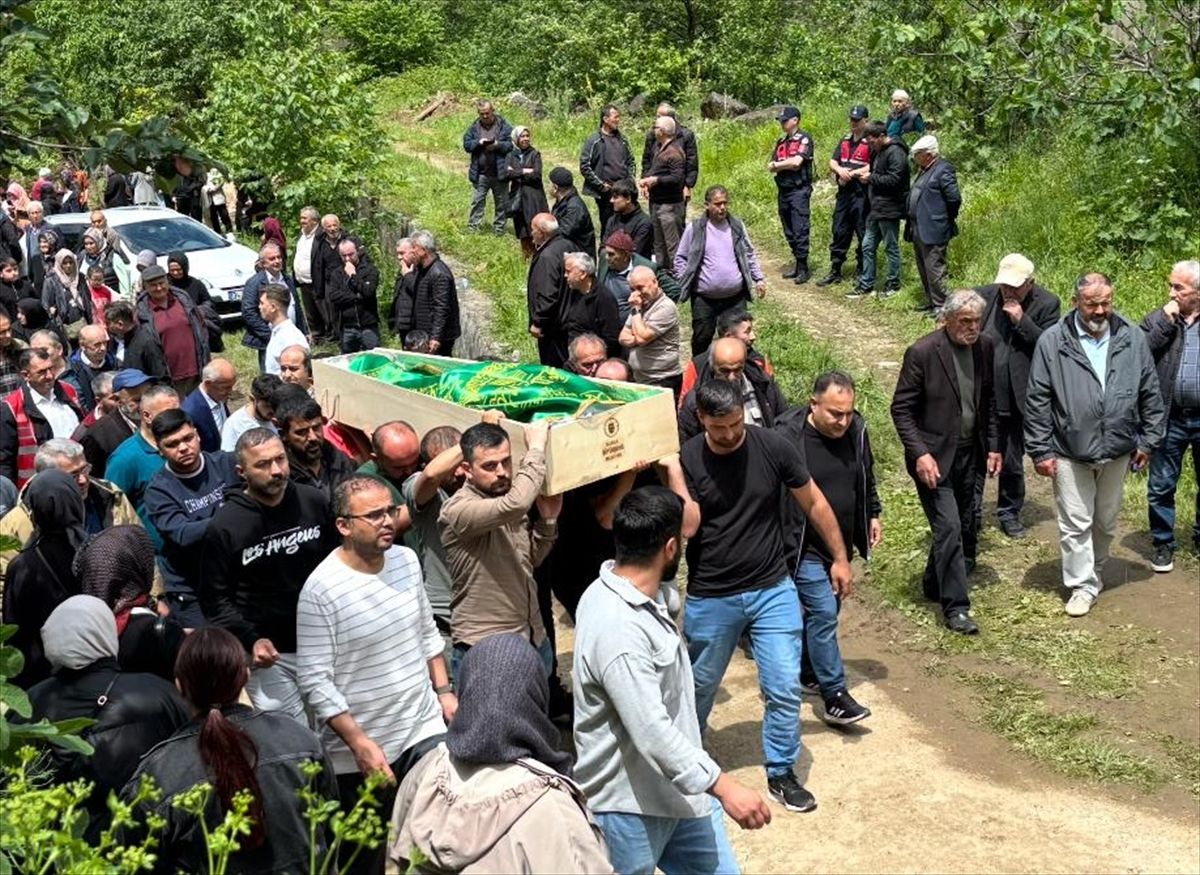 Yağlıdere’de Balık Tutarken Hayatını Kaybeden Sedat Çelik Defnedildi