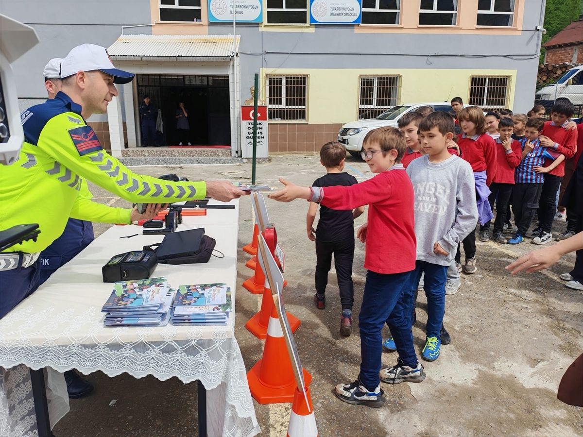 Giresun’da Köy Okullarına Trafik Eğitimi