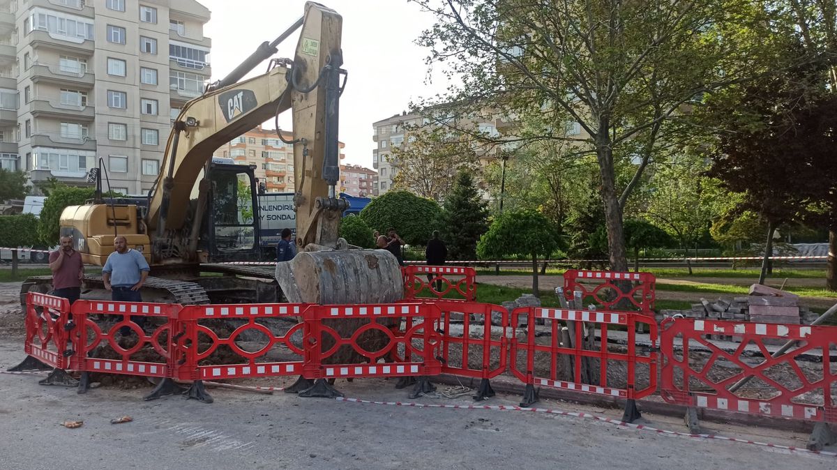 Konya’da Göçük Altında Kalan Kardeşler Kurtarıldı