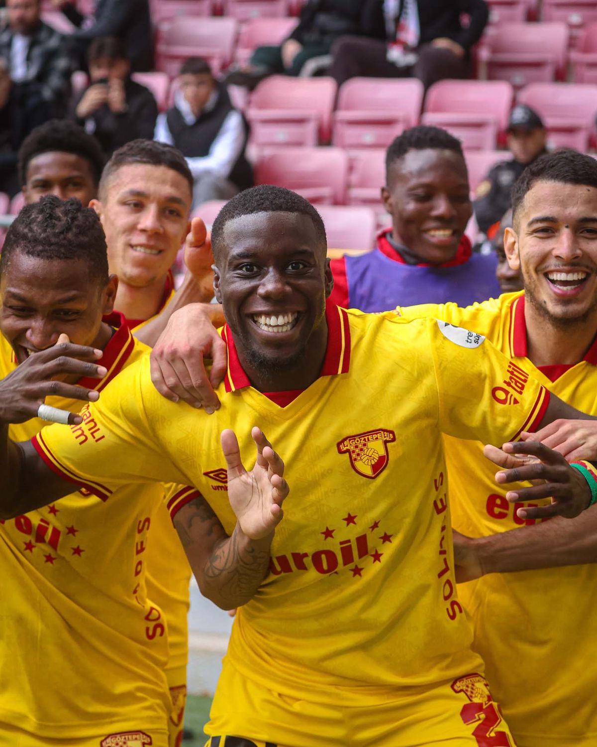 Göztepe’de Bokele’ye Avrupa’dan Talipler
