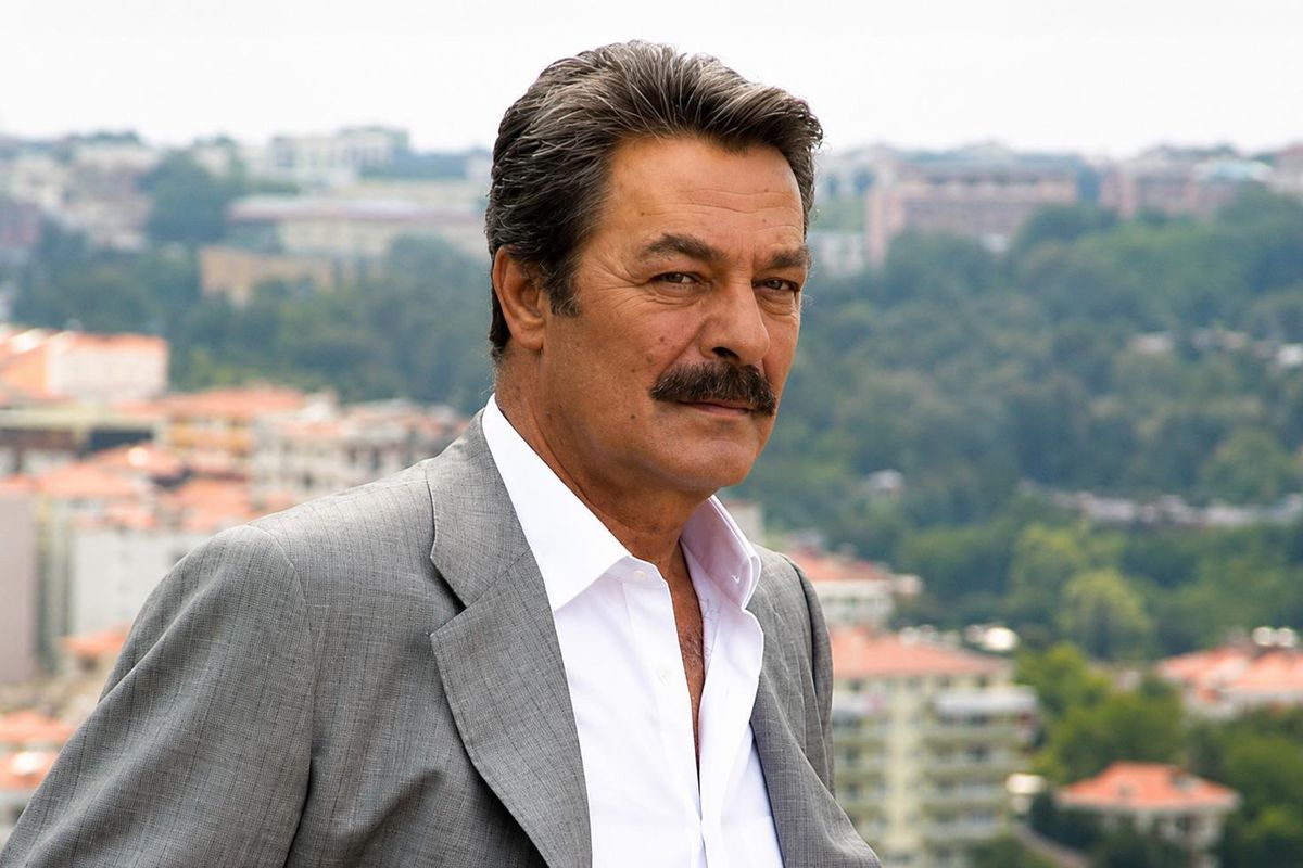 Günlerdir entübeydi! Kadir İnanır’dan haber var