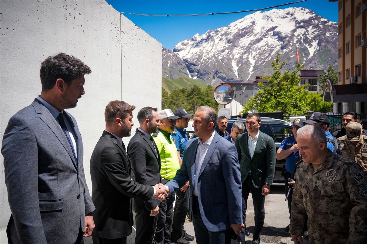 Vali Taşyapan Güvenlik Güçlerinin Bayramını Kutladı
