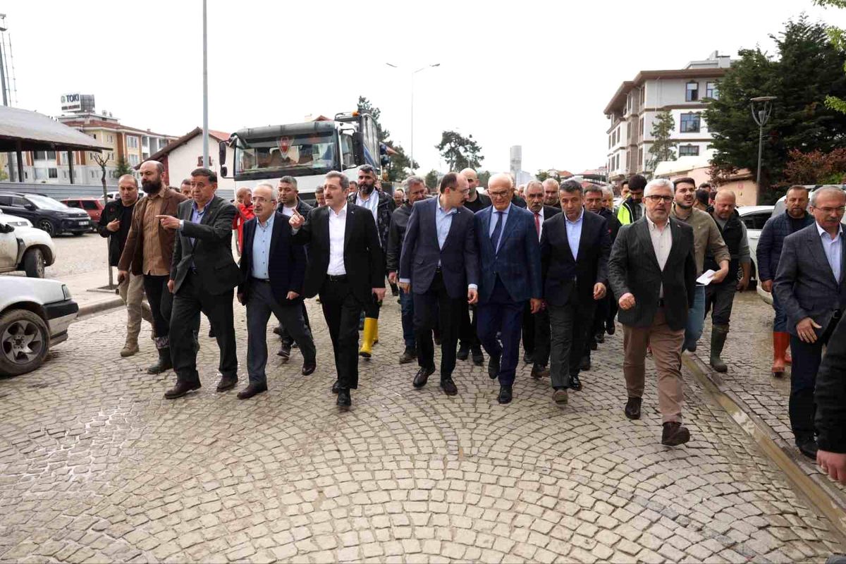 Havza’da selin yaraları sarılıyor: Esnaf ve vatandaşlara destek paketleri