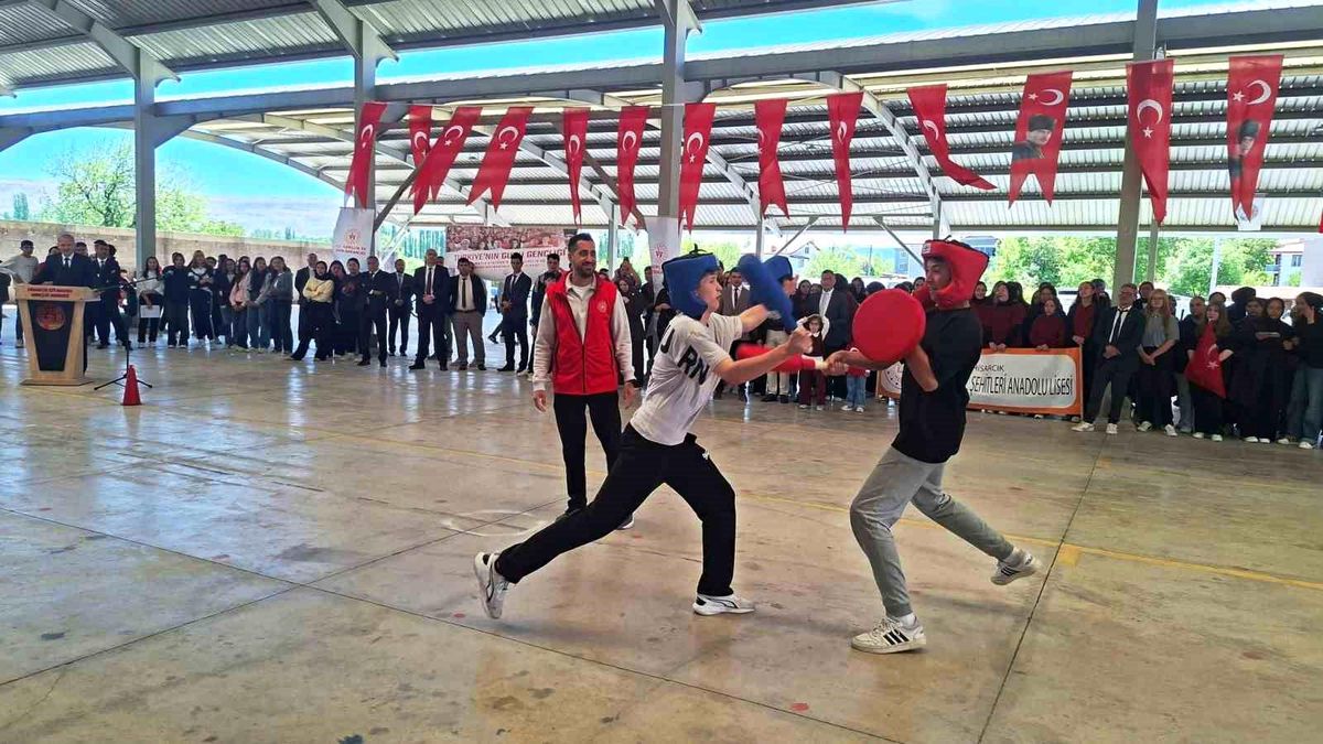 Matrak Oyunu Hisarcık’ta Beğeni Topladı