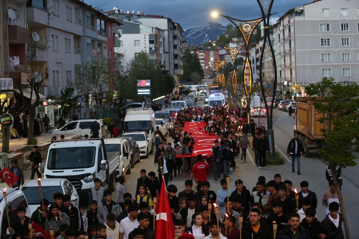 Hizan’da 19 Mayıs Coşkusu