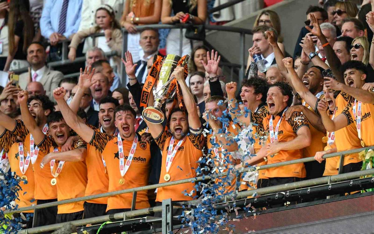 Hull City Premier Lig’e Yükseldi