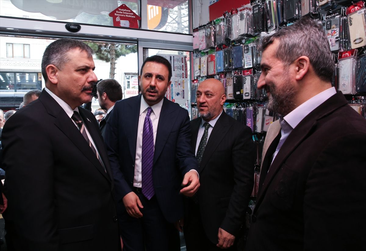 Bakan Çiftçi Bitlis’te Ziyaretlerde Bulundu