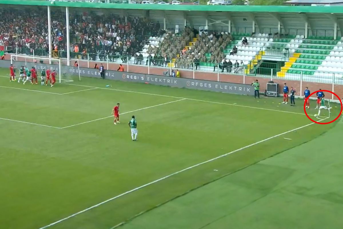 Iğdır FK’da Güray Vural, Amedspor’a kornerden gol attı