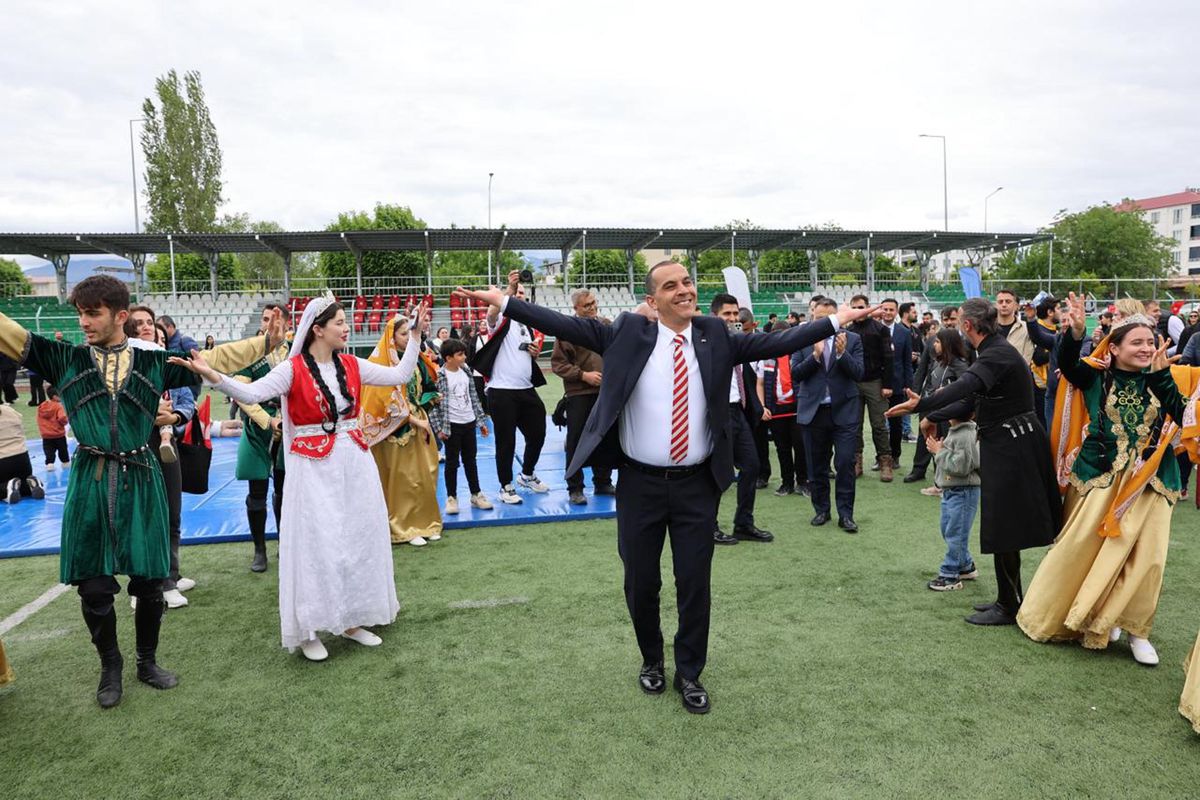 Iğdır’da Gençlik Bayramı Coşkusu