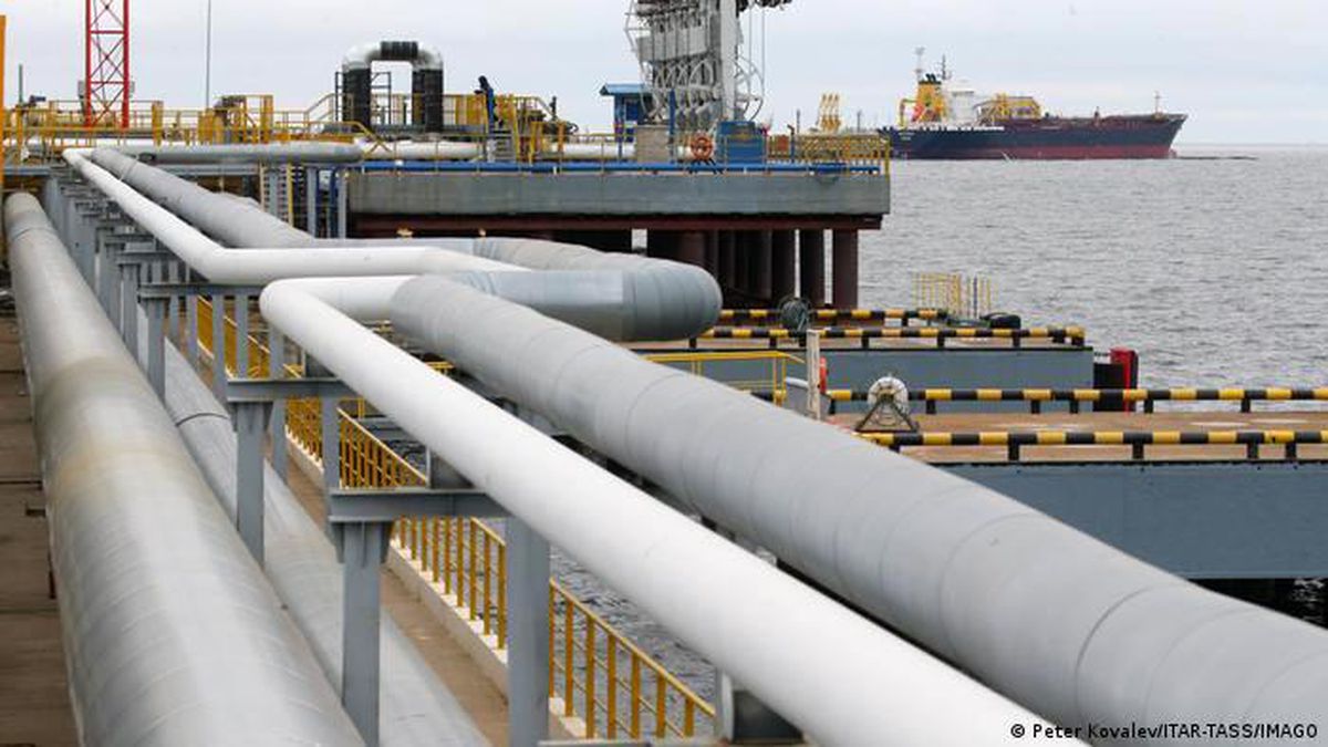 İngiltere, Rus Petrol Yaptırımlarını Gevşetti