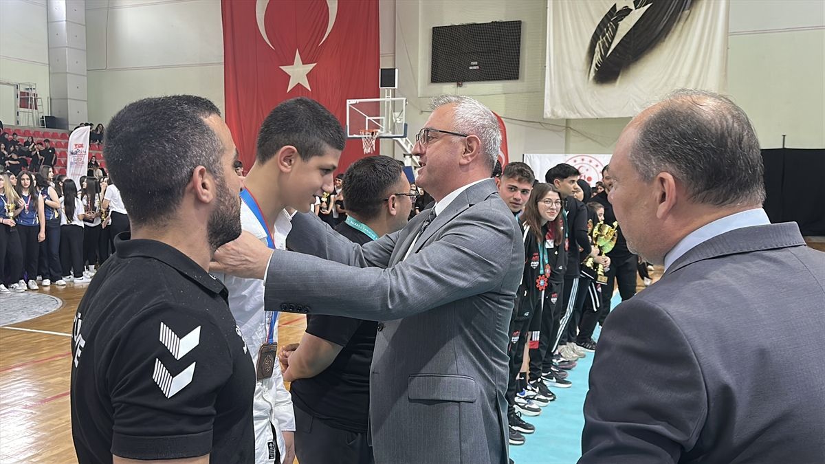 İskenderun’da Spor Bayramı Yarışmaları