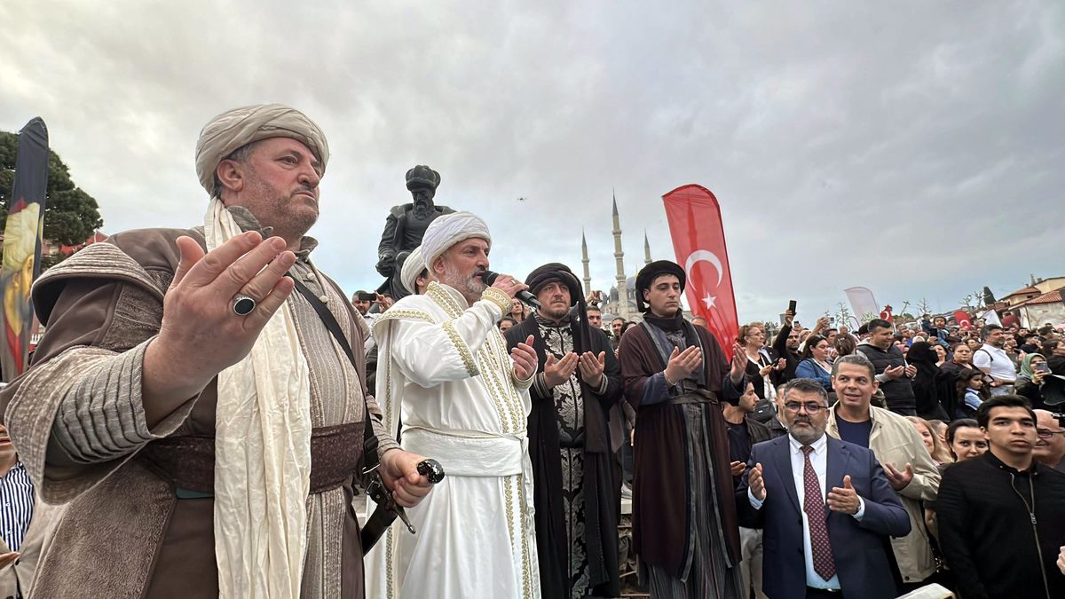 İstanbul’un Fethi Coşkuyla Kutlandı