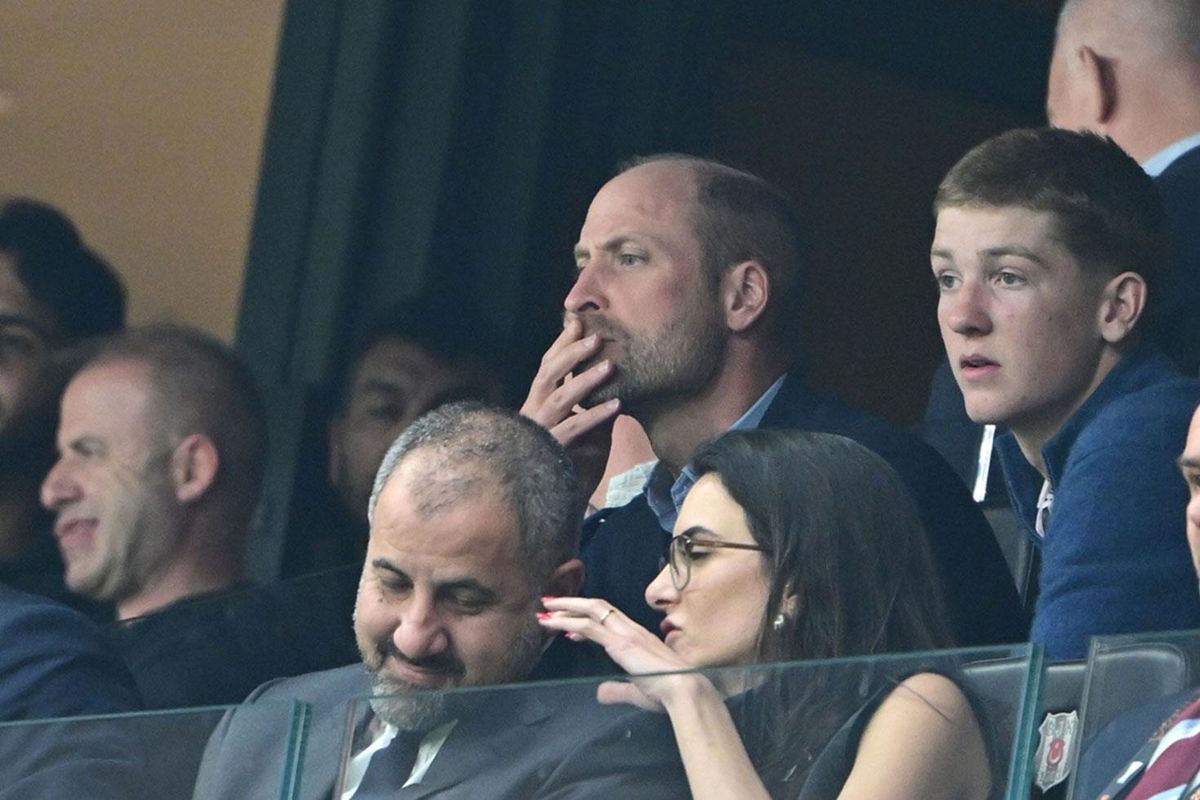 İstanbul’da tarihi anlar: Galler Prensi de tribünde