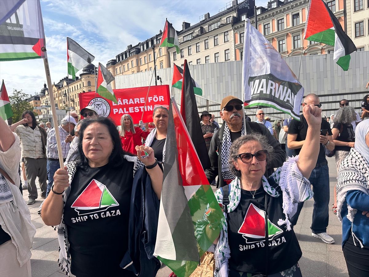 Stockholm’da İsrail Saldırılarına Protesto