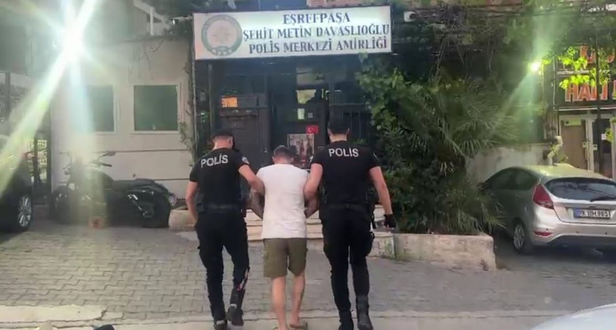 İzmir’de İki Hükümlü Yakalandı