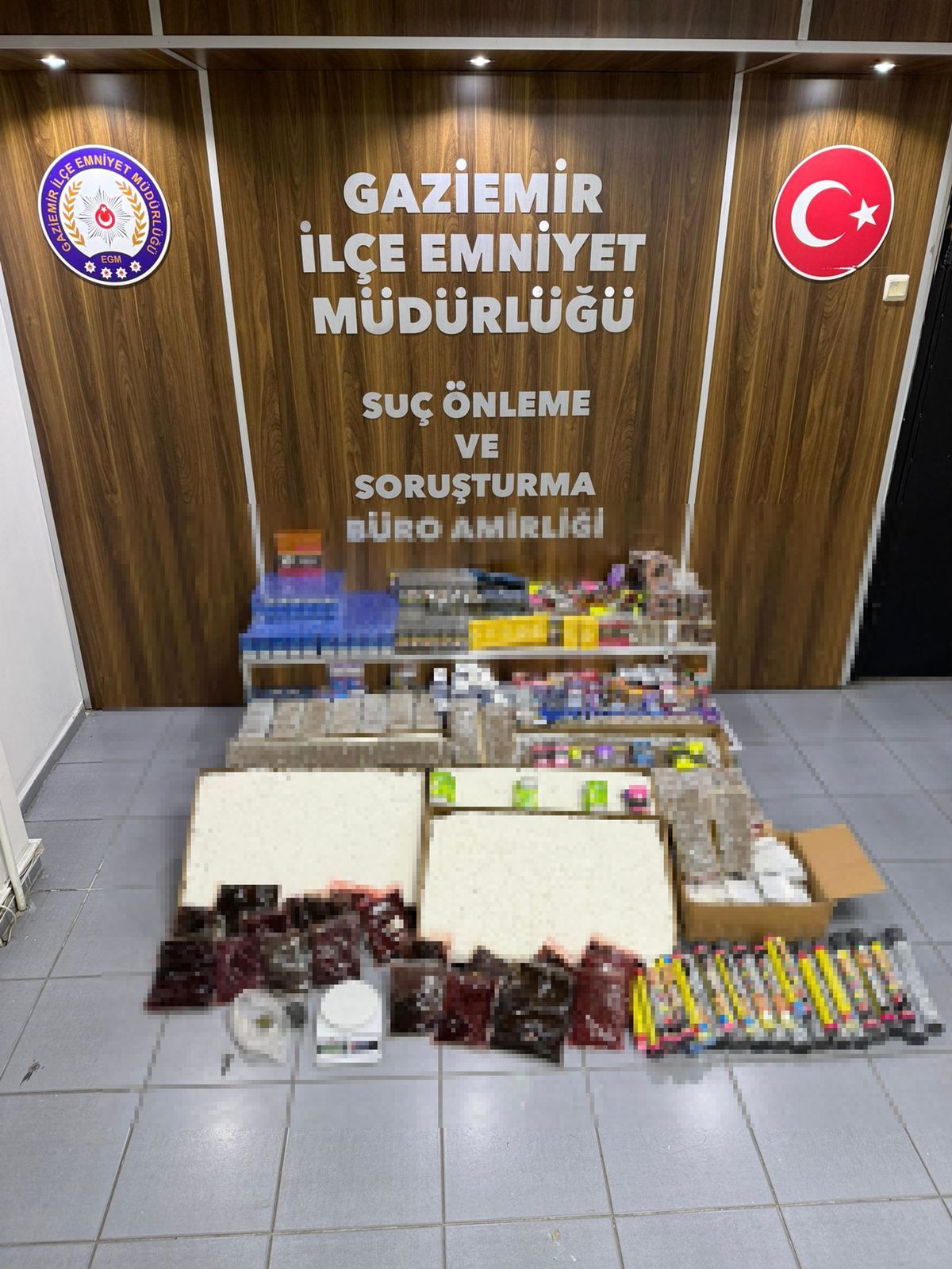 Gaziemir’de Büyük Kaçakçılık Operasyonu