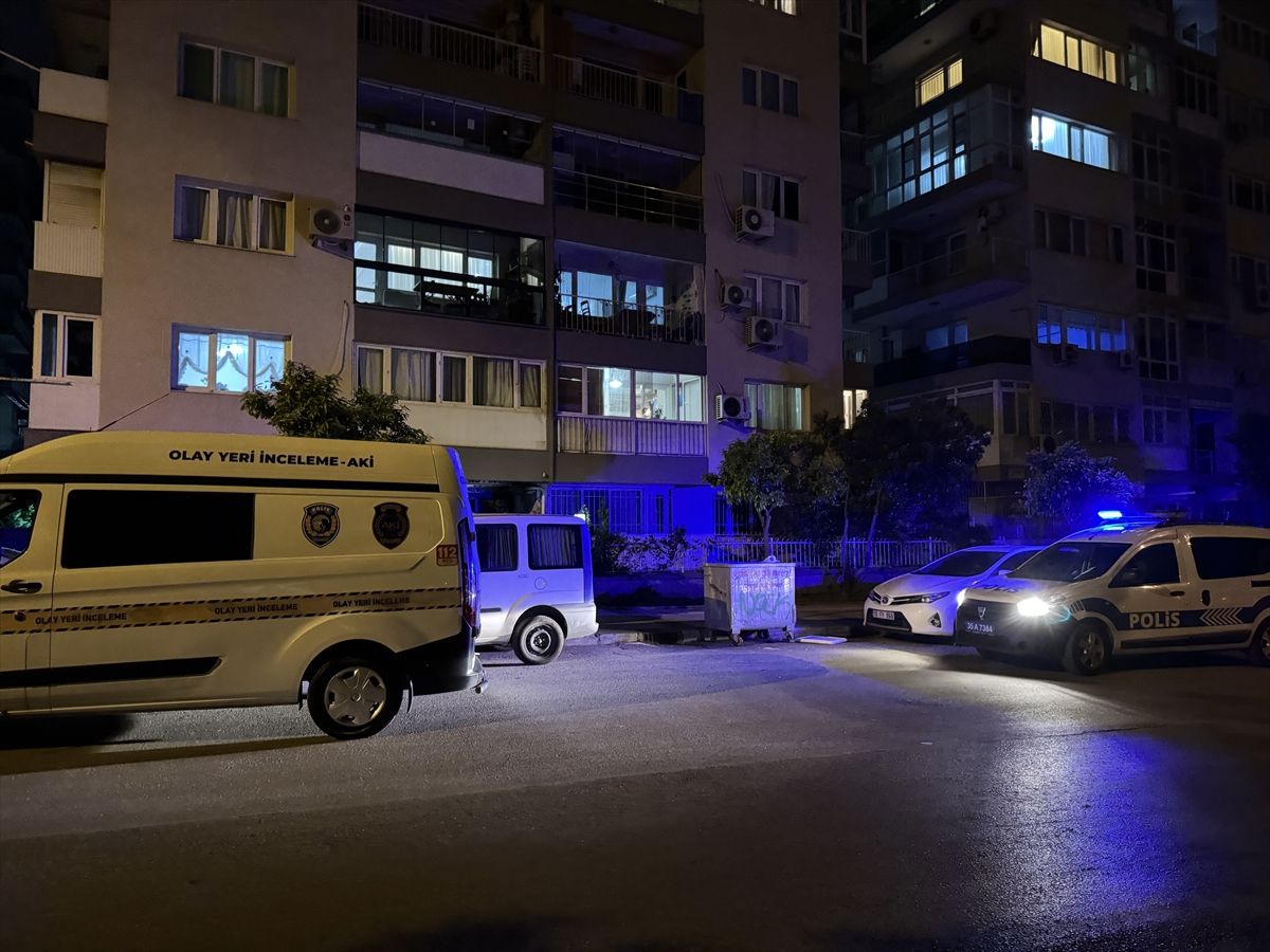İzmir’de oğlunu bıçaklayarak öldüren zanlı gözaltına alındı