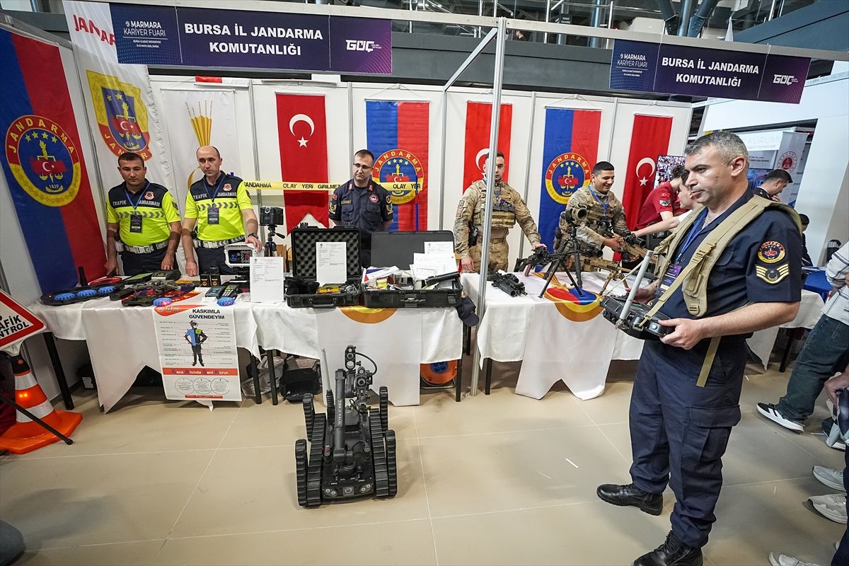 Bursa’da Jandarma Fuarı: Gençlere Güvenlik Eğitimi