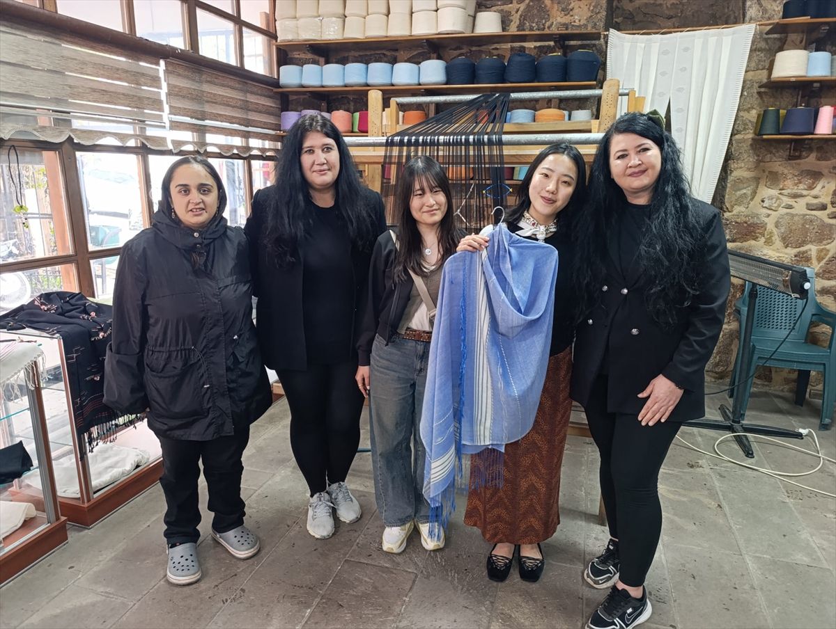 Japon Turistler Nallıhan İğne Oyası Müzesi’ni Ziyaret Etti