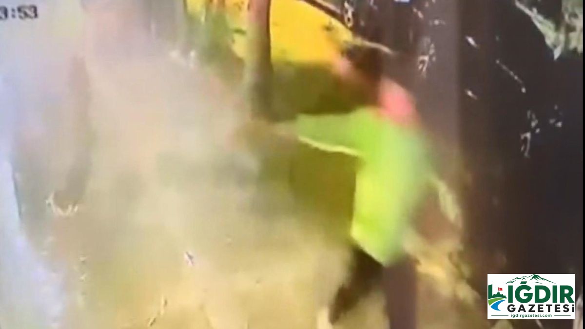 Kadıköy’de mekandan çıkarılan kişinin ateş açtığı anlar kamerada; polis bacağından vurarak yakaladı