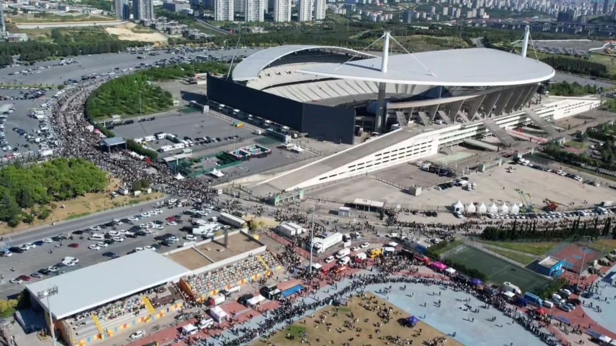 Kanye West Konseri İçin Yoğunluk!