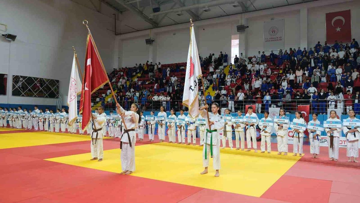 Karaman’da Judo Şampiyonası Başladı