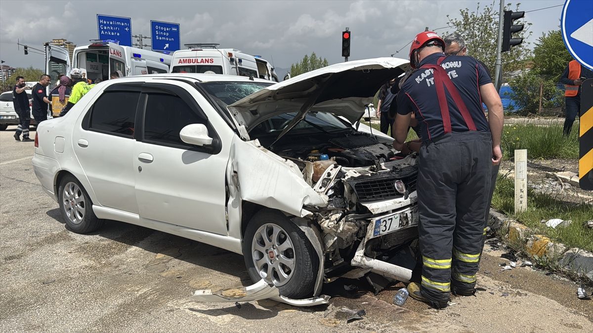 Kastamonu’da Trafik Kazası: 8 Yaralı