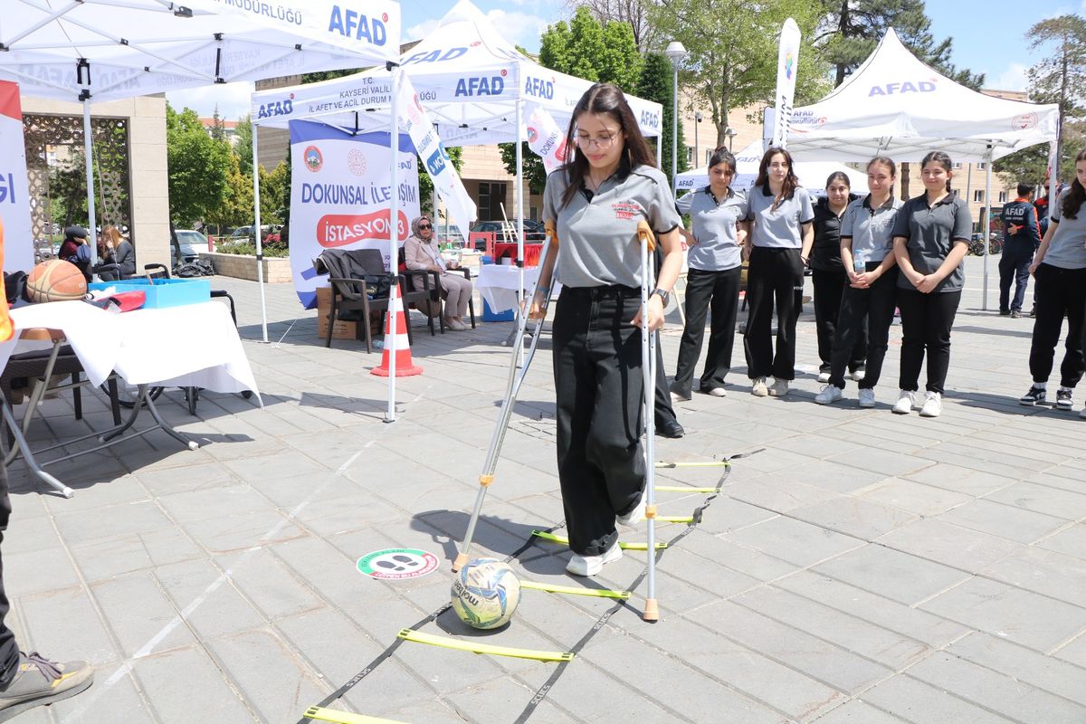 Kayseri’de Empati İstasyonu Kuruldu