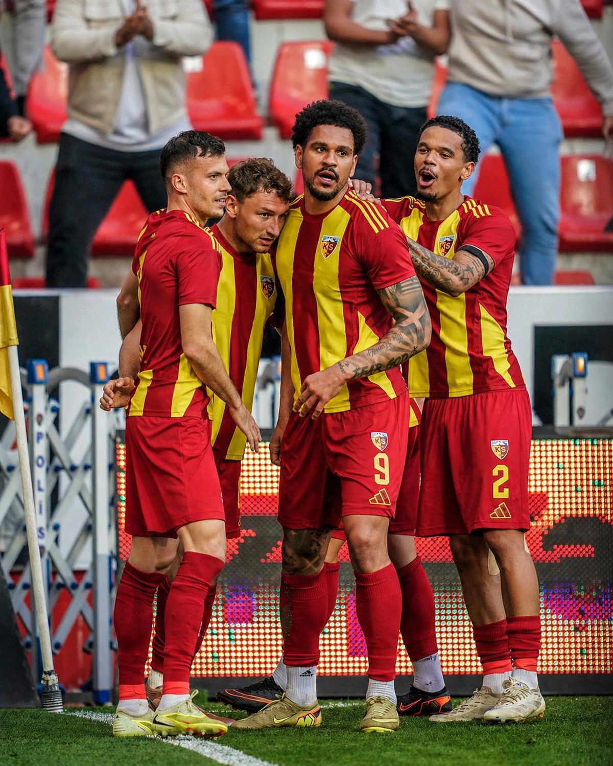 Kayserispor: Rizespor’u 2-0 Mağlup Etti