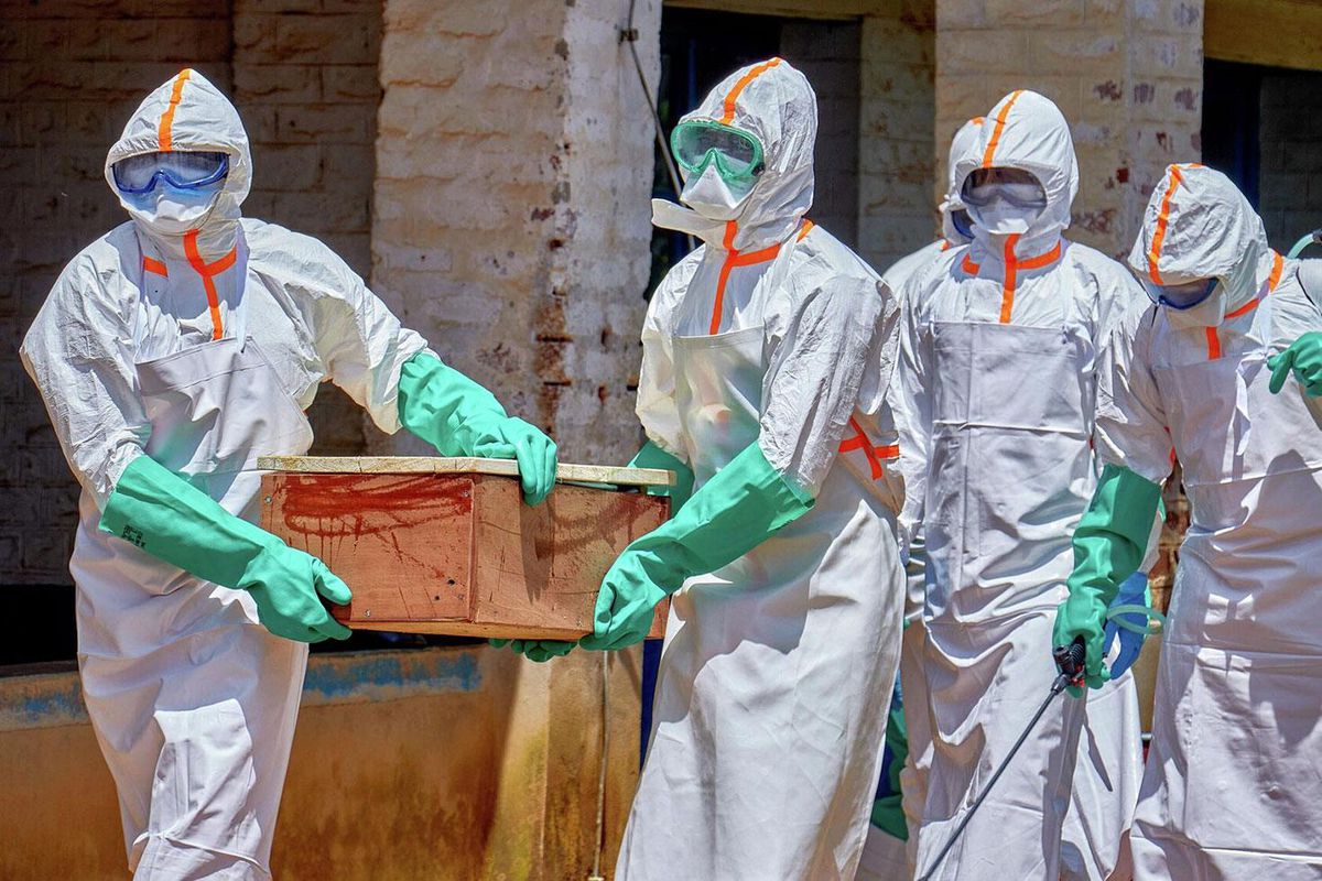 KDC’de Ebola Vaka Sayısı 1077’ye Yükseldi