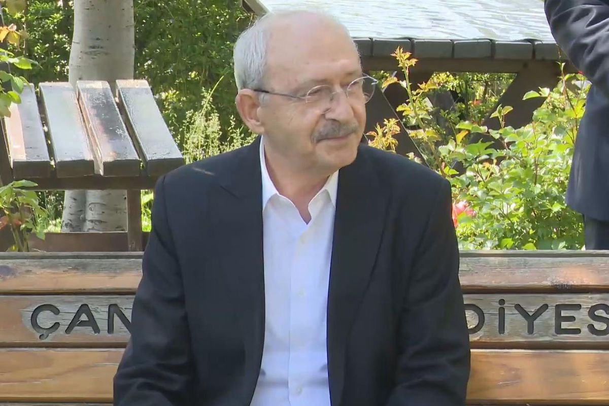 Kılıçdaroğlu kameralar karşısına geçti: Özel ile bayramlaşırız, düşman değiliz