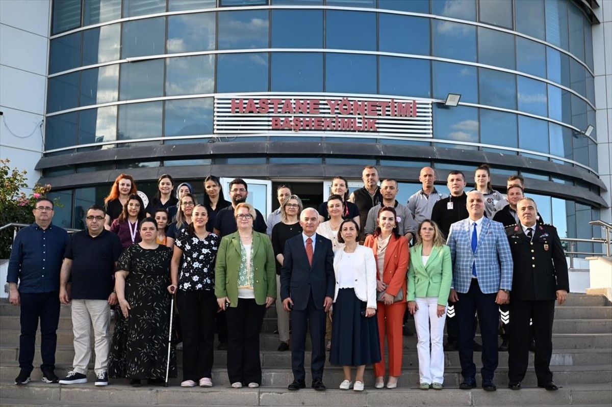 Vali Turan’dan Bayram Ziyareti